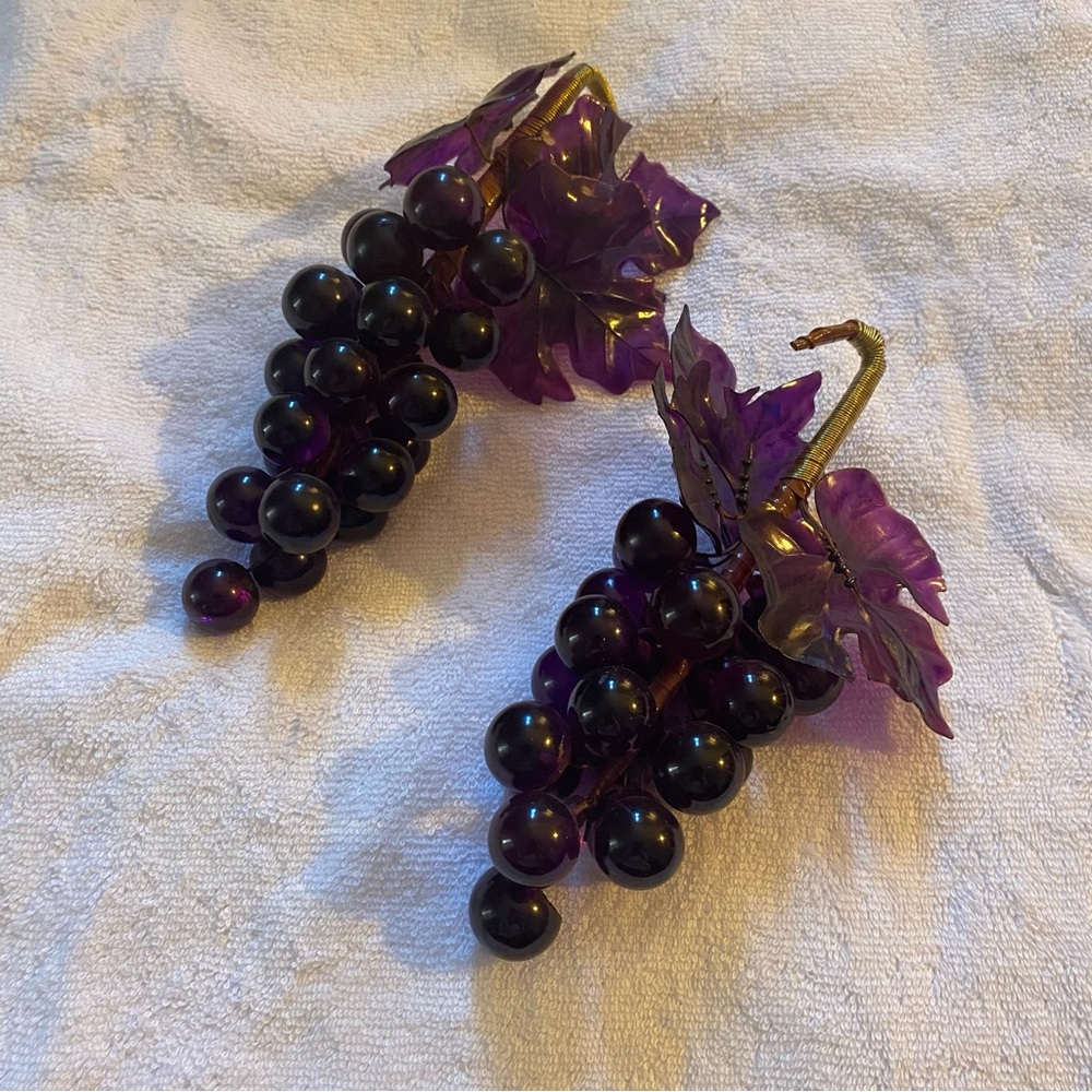 Vintage Acrylic Grapes Leaves Gold purple pair
